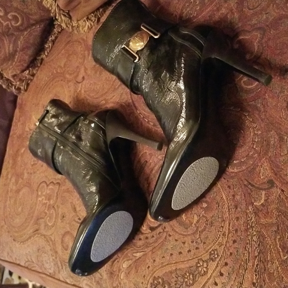 Gucci Ankle Boots - Picture 2 of 11